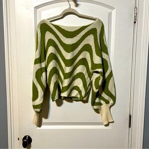 SOLD Women’s Off-Shoulder Green White Cuffed Sleeves Large Open Neck